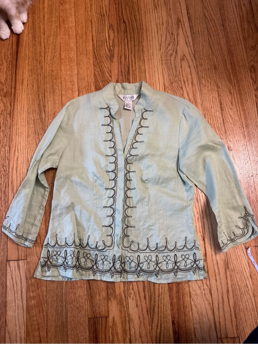 Allison Taylor 100% Linen Embroidered Button Down Blouse/ Shirt Sz M